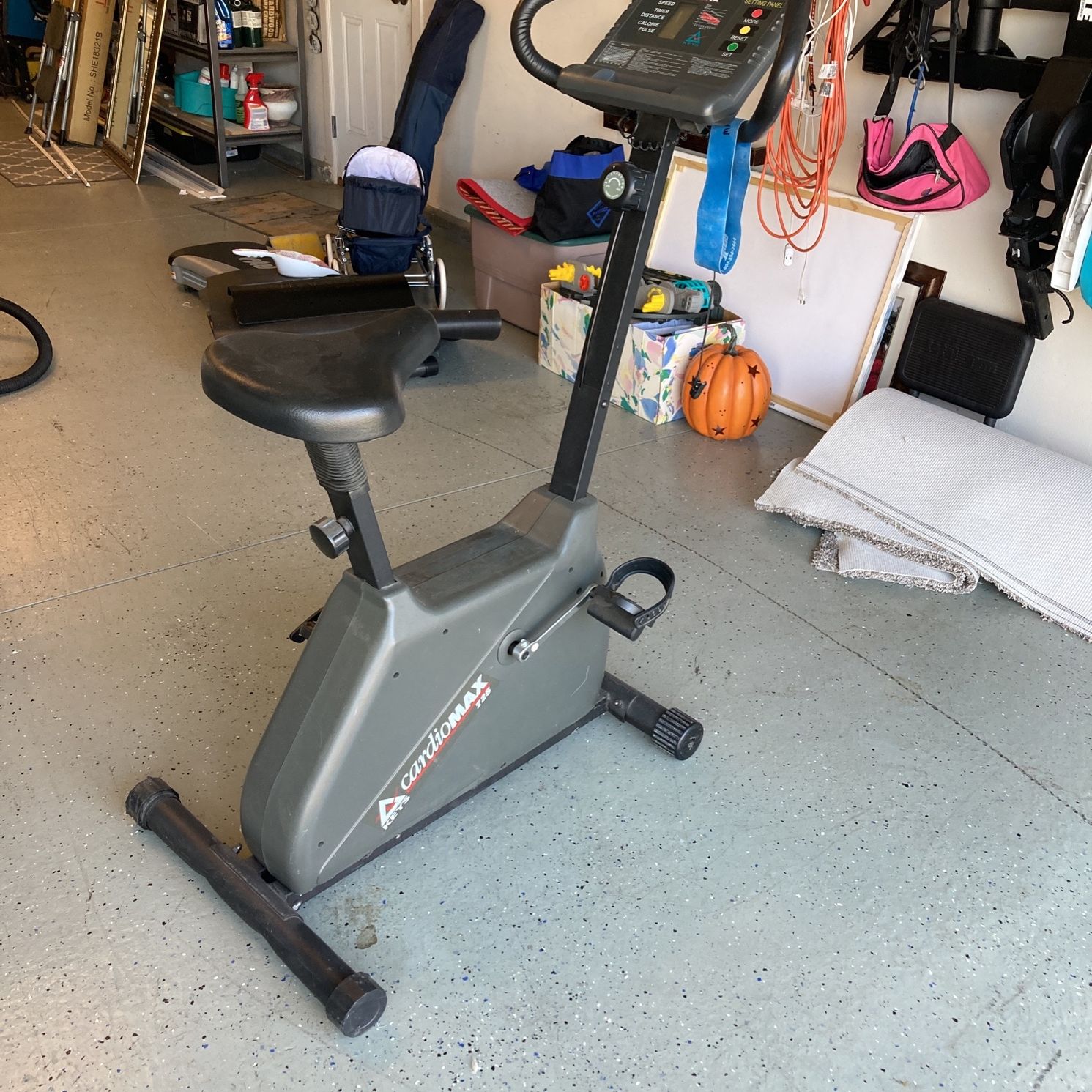 Cardiomax mskoler exercise cycle