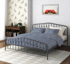 Novogratz Bushwick Metal Bed, King, Gunmetal Gray
