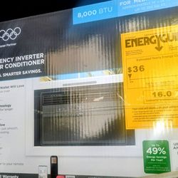 BRAND NEW TCL AC WINDOW UNIT 8000 BTU