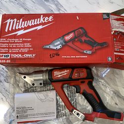 Milwaukee M18 18Ga double cut shear