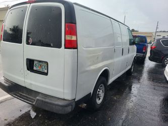 2014 Chevrolet express 2500 vam