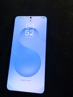 Blue s25 128 gb. Great condition. Charging port issue