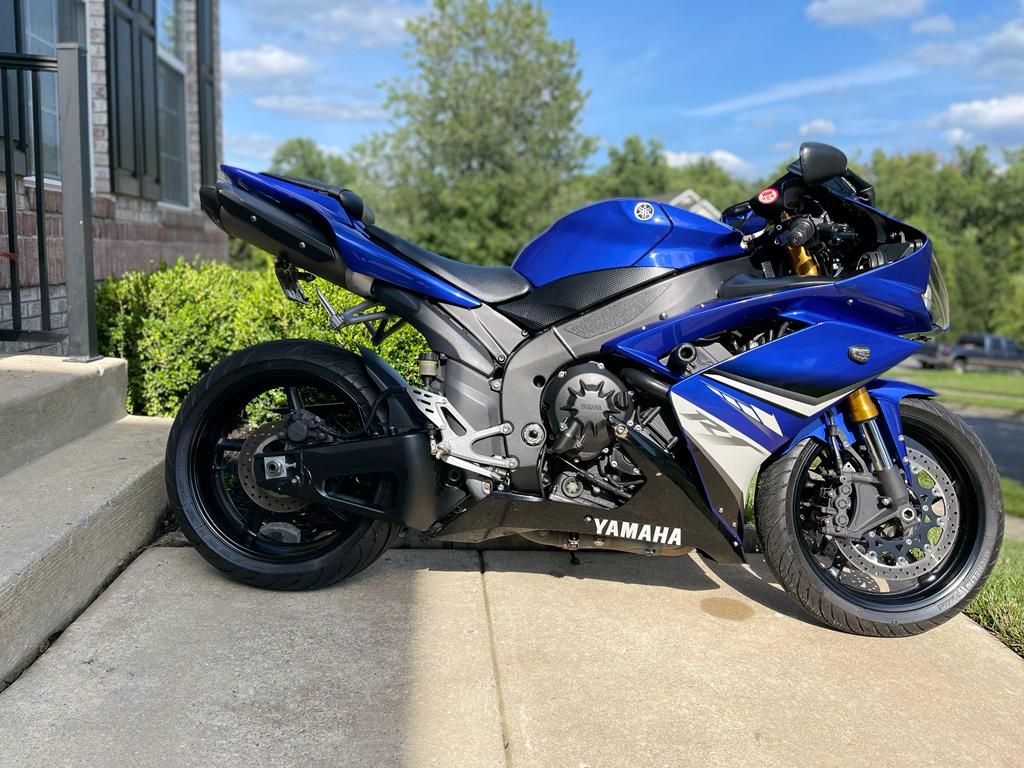 2008 Yamaha R1