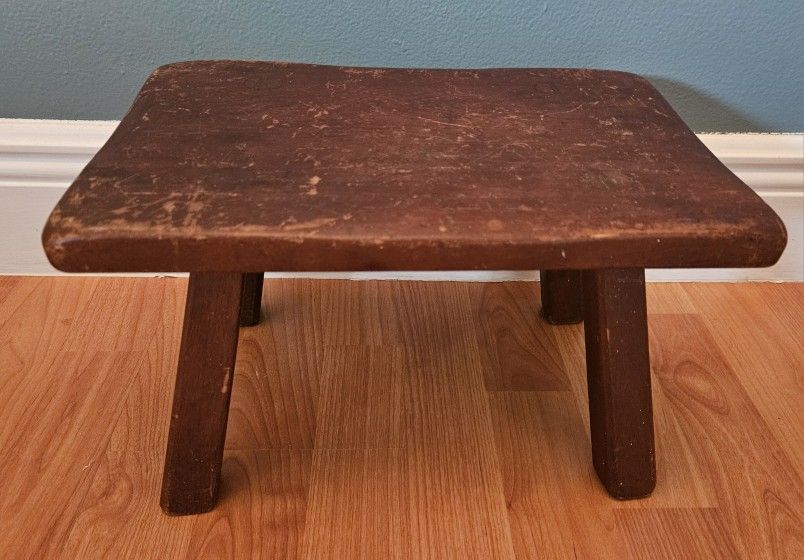 Vintage Cushman Colonial Creations 9038 cricket stool