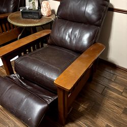 2 leather recliner chairs