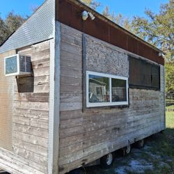 Food Trailer 
