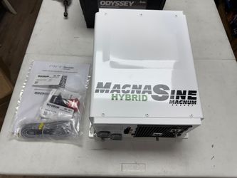 Magnum Energy MSH3012RV‑L 3000W 12V Hybrid Pure Sine Inverter Charger RV