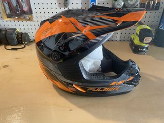 Motorcycle helmet