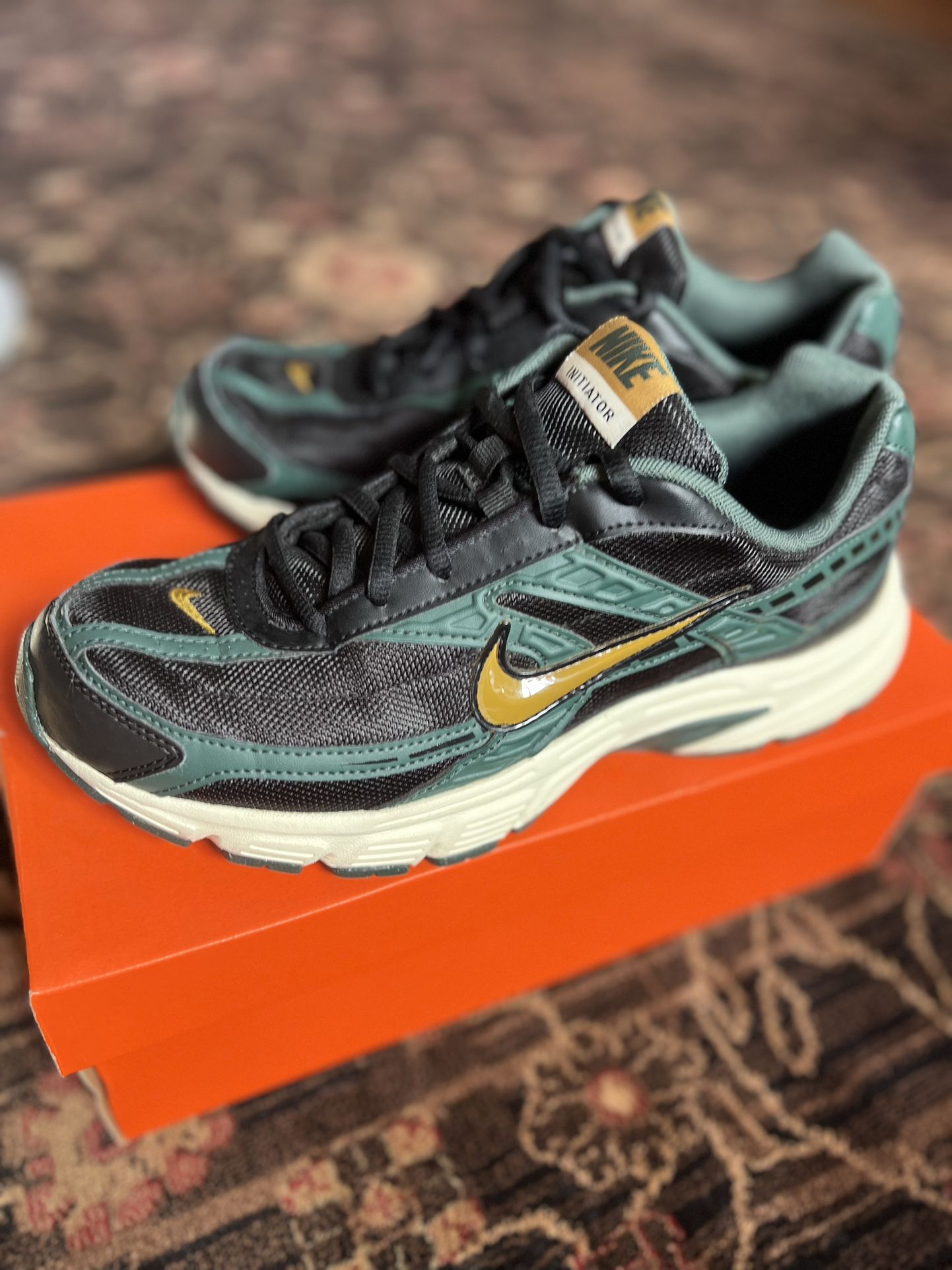 Nike Initiators Shoes Sneakers