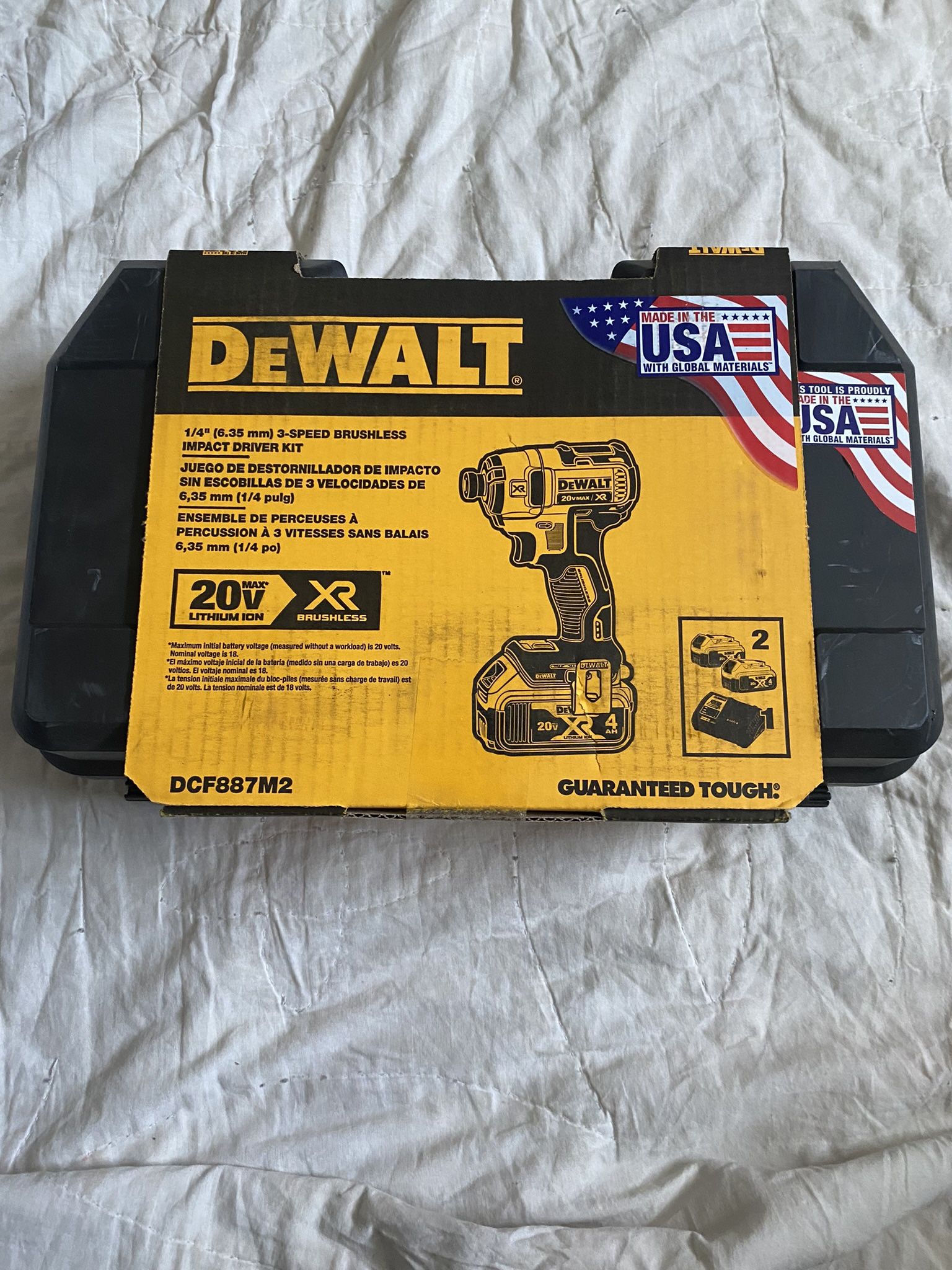 Dewalt 20v Max 1/4” Impact Driver Kit