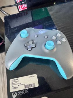 Xbox One 500GB with Custom Controller