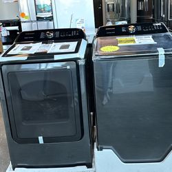 New Top Load Samsung Washer And Gas Dryer 