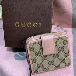 Brand new Gucci pink GG web Leather And Canvas Wallet