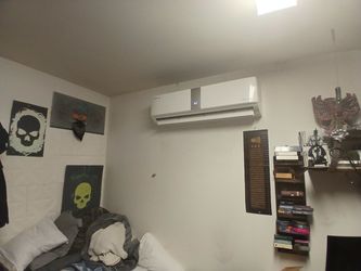 36000 Btu Mini Split System Pick Up Or Installed Professionally .