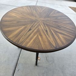 Dinning Table 