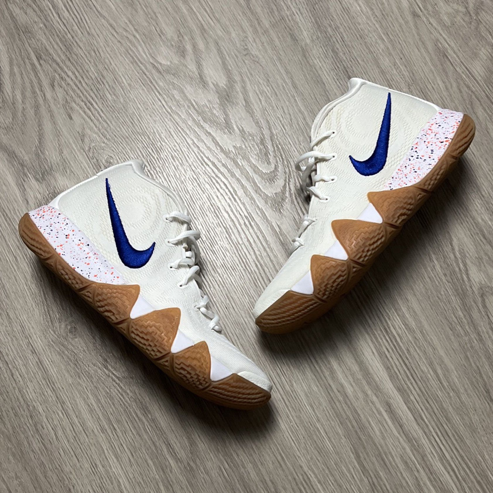 Nike Kyrie 4 Uncle Drew Sz8.5 New With Defect 