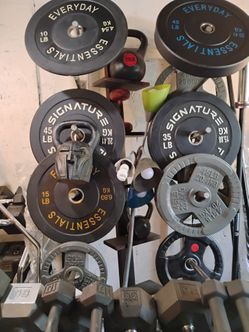 I HAVE PLENTY OF NEW BUMPER PLATES : (PAIRS OF) 45s = $110 / 35s = $80 / 25s = $65 / 15s = $45 / 10s = $35