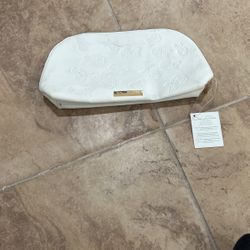 Oscar De La Renta Cosmetic Pouch