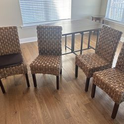 Dining Chairs Like New Set Of 4