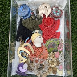 Knick Knack Jewelry Mix - AS IS 