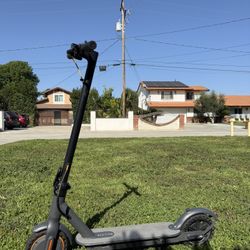 Electric scooter