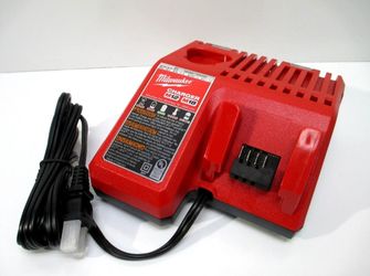 NEW Genuine Milwaukee M18 & M12 Multi Voltage Charger