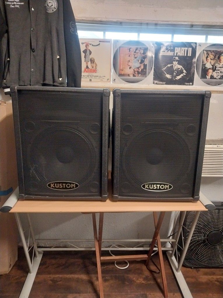 KUSTOM PA KSC15 100 watts 15 woofers Unpowered Passive Speaker