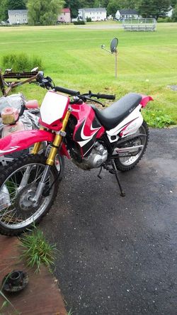 2006 baja 200 cc dirtbike for Sale in Bath ME OfferUp