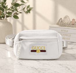 Fanny pack