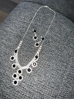 Silver-toned necklace