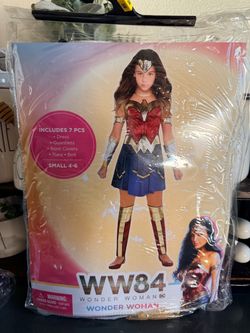 WW84 Wonder Woman Girls Costume Size Small 4-6