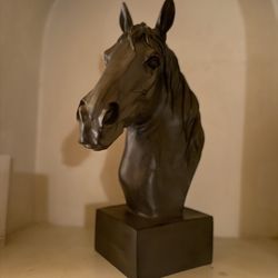 Horse Head statue - accent Piece