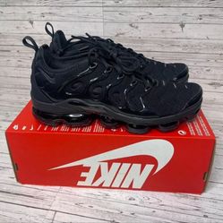 Nike Air VaporMax Plus “Triple Black" | Black | Size 11 Men | 924453-004 |