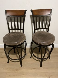 Barstools (2) (Read Description)