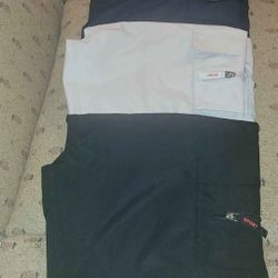 MEN'S 4-PACK CARGO SHORTS SIZE XL OBO