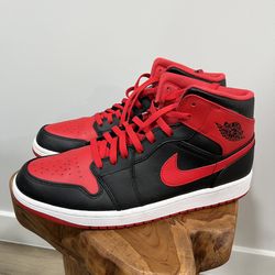 Nike Air Jordan 1 Mid Sneakers Size 12 Men's Red Black DQ8426 060