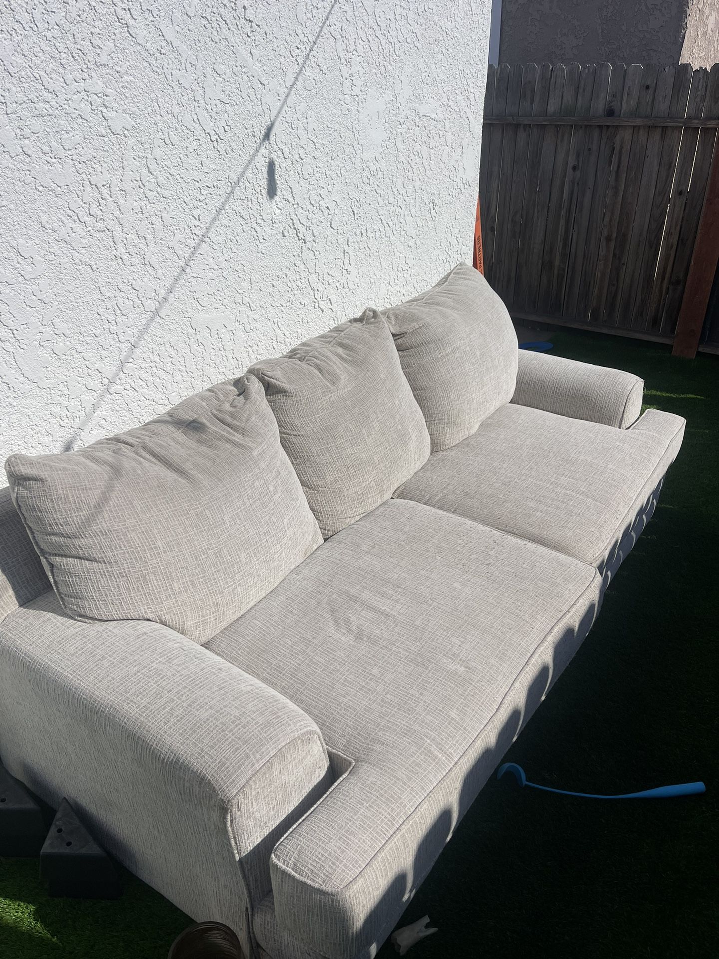 Gray Pull Out Couch