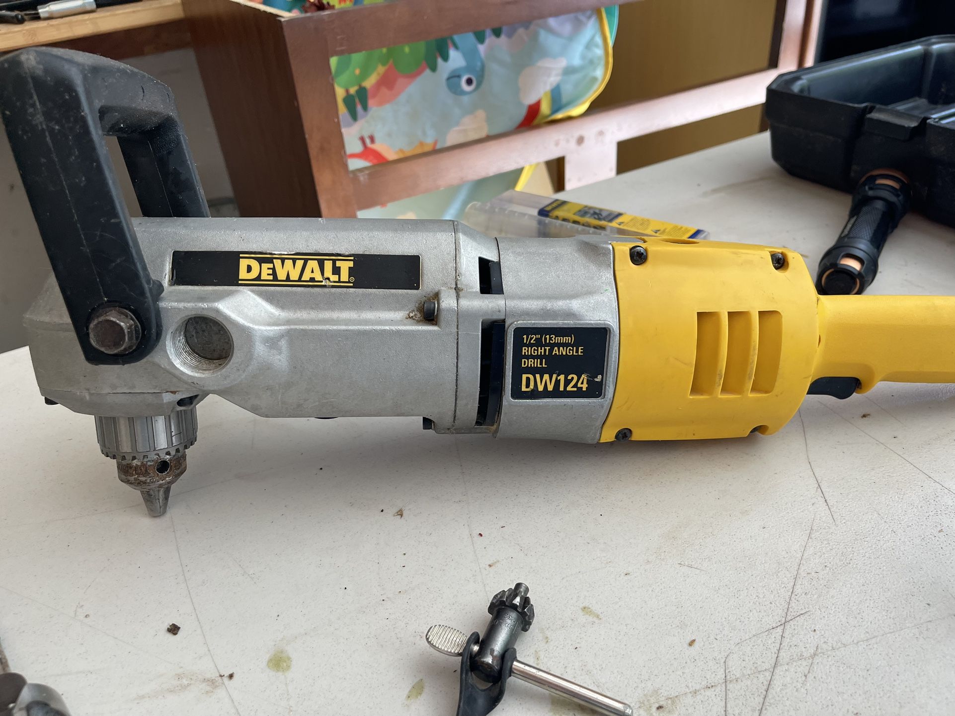 DEWALT 1/2” Right Angle Drill Plus 8 Drill Bits