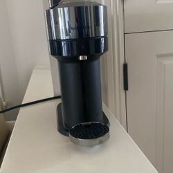 Nespresso Vertuo Next Deluxe