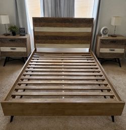 Gorgeous (Queen Size) Solid Wood Mid Century Modern Platform Bed Frame