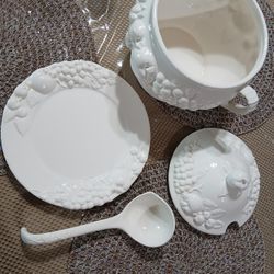 Vintage Signature Japan Soup Tureen With Lid, Underplate ,and Ladle