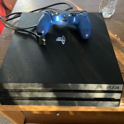 PS4 & 1 Controller