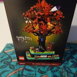 Lego Family Tree (21346)  Brand New, Sealed In Box!
