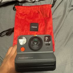 Polaroid Now