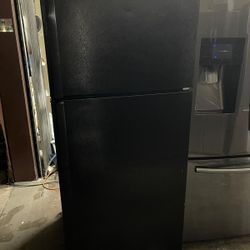Ge Black Refrigerator 