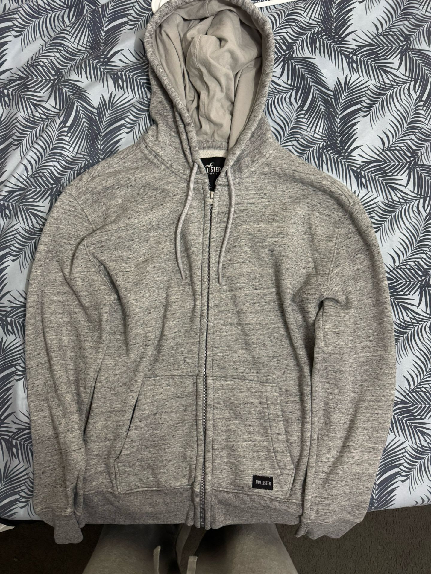 hollister hoodie