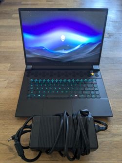 Alienware m16 R1 Gaming Laptop - RTX 4070, i7-13700HX, 1TB SSD