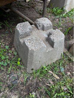 Cement deck blocks