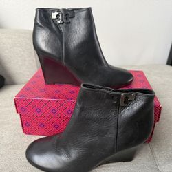 New Black Tory Burch Boot