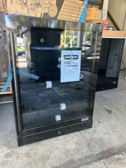 Newair Beverage Cooler Black Stainless Steel, Beverage Fridge, Beverage Refrigerator, Bar Fridge, Bar Refrigerator, Bar Cooler, Mini Fridge, Fridge Ne
